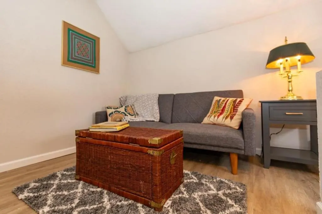 Hébergement de vacances Cozy & Comfy Cottage In The City - W Parking Pittsburgh